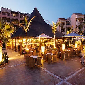 Club La Costa World Hotel 3*